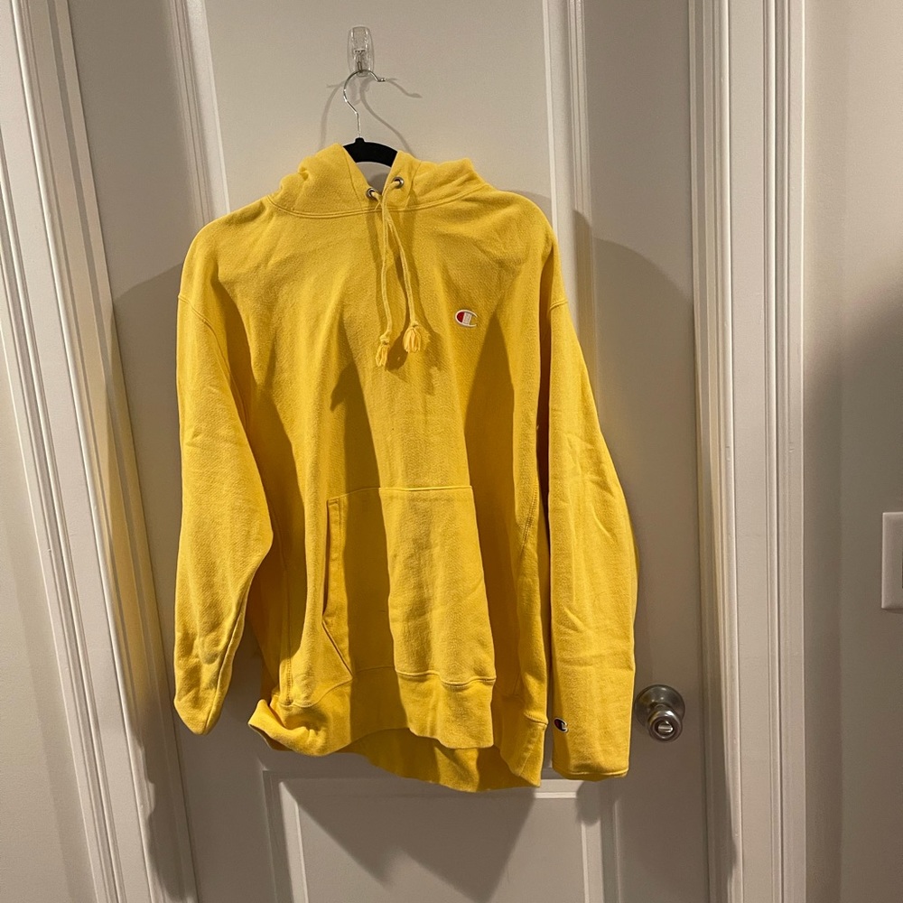yellow champion hoodie women’s size xl